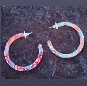 ACRYLIC HOOP EARRINGS